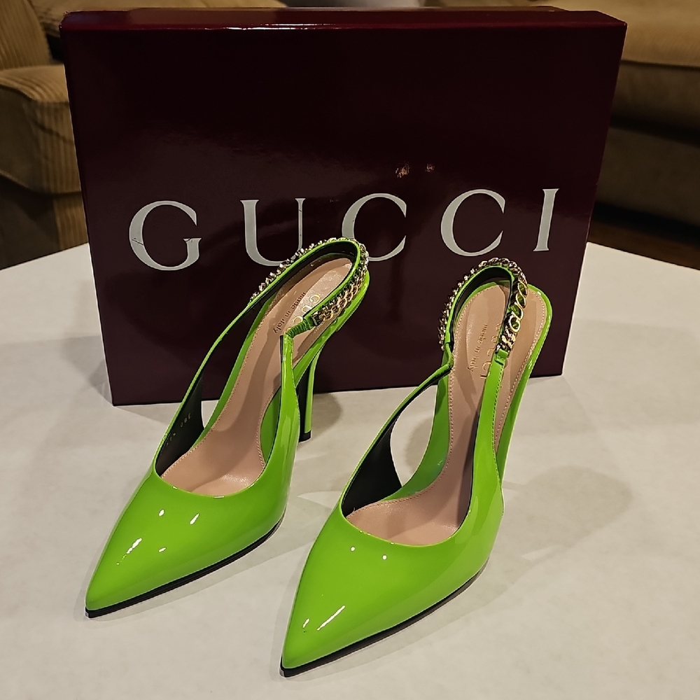 Gucci Women's Vibrant Green Slingback Heels - Picture 2 of 4